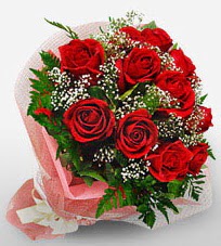 12 adet kırmızı güllerden kaliteli gül  Van çiçek siparişi vermek 